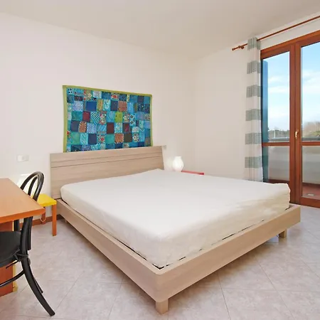 Le Vignole Apartment *